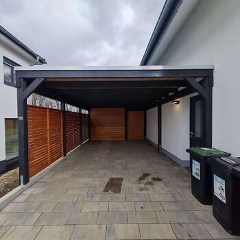 Carport mit Abstellraum