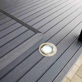 UPM ProFi Deck Terrasse mit Einbaustrahlern
